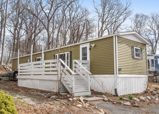 Property at 11 Square Hill Rd #21, New Windsor, NY 12553, 2 beds, 1 bath