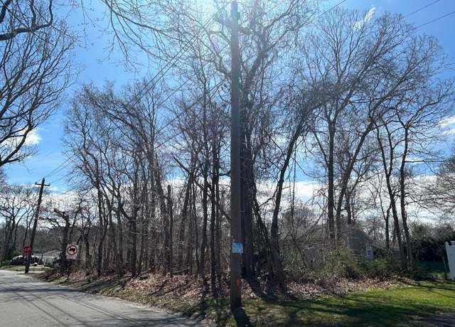 Property at Carlton Ave, Mastic, NY 11950