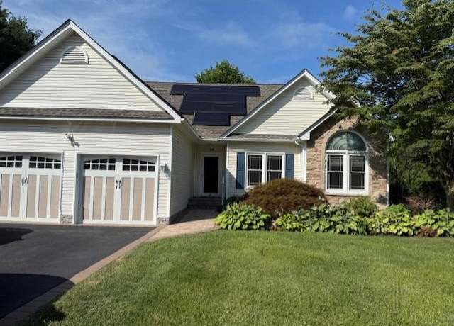 Property at 54 Southfield Rd, Calverton, NY 11933, 3 beds, 2 baths