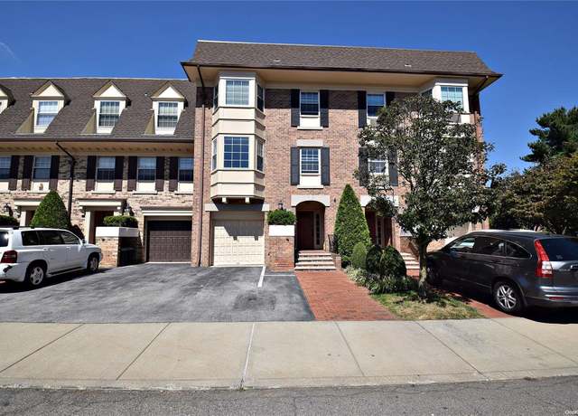 Property at 13-03 Michael Ct Unit 172 L, Bayside, NY 11360, 2 beds, 2.5 baths
