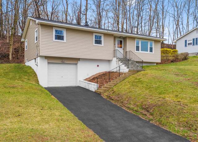 Property at 18 Miller Dr, Chester, NY 10918, 3 beds, 1 bath