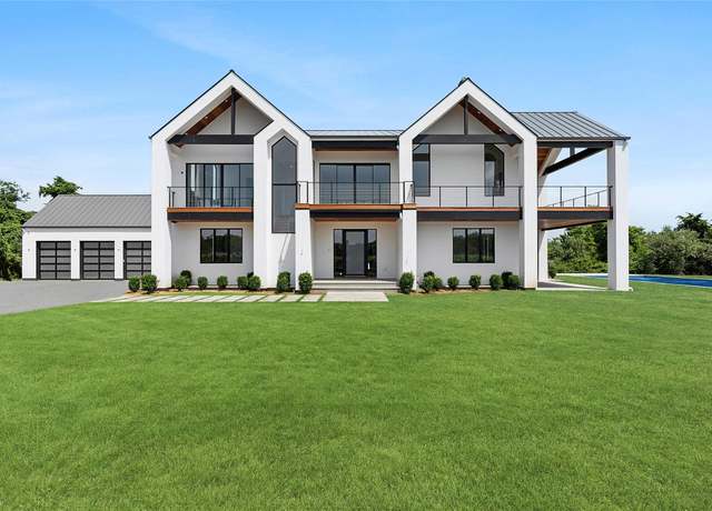 Property at 19620 Soundview Ave, Southold, NY 11971, 7 beds, 7.5 baths