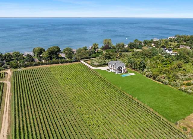 Property at 19620 Soundview Ave, Southold, NY 11971, 7 beds, 7.5 baths