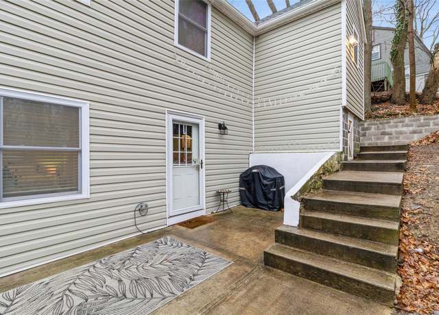 Property at 329 Magnolia Dr, Rocky Point, NY 11778, 1 bed, 1 bath