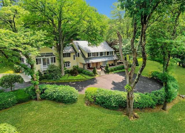 Property at 24 Eton Rd, Scarsdale, NY 10583, 6 beds, 6.5 baths