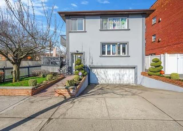Property at 15552 79th St, Howard Beach, NY 11414, 6 beds, 4 baths