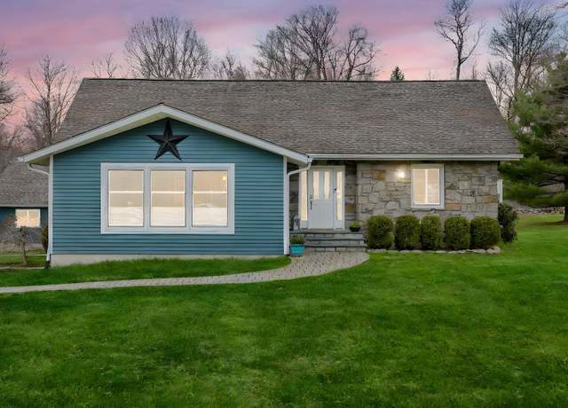Property at 10 Green Tree Rd, Yorktown Heights, NY 10598, 4 beds, 3.5 baths