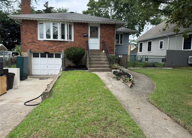 Property at 2711 W Alder Rd W, Bellmore, NY 11710, 3 beds, 1 bath