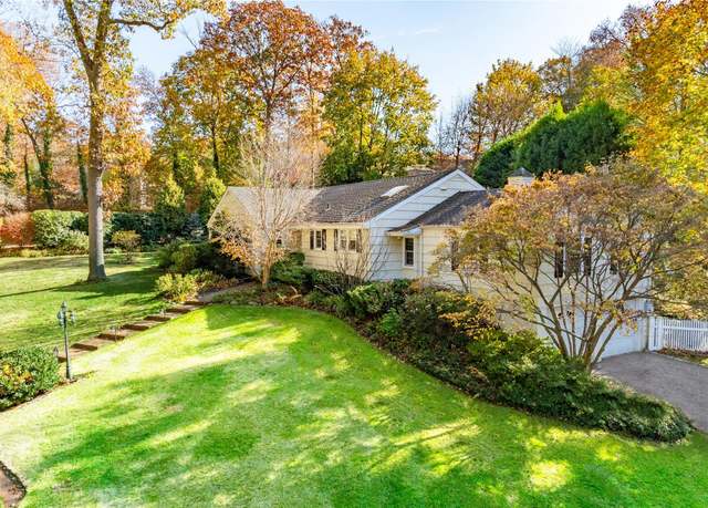 Property at 16 Preston St, Huntington, NY 11743, 4 beds, 2.5 baths