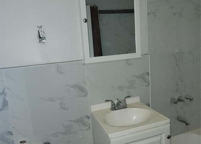 Property at 92-29 Lamont Ave Unit 2C, Elmhurst, NY 11373, 2 beds, 1 bath