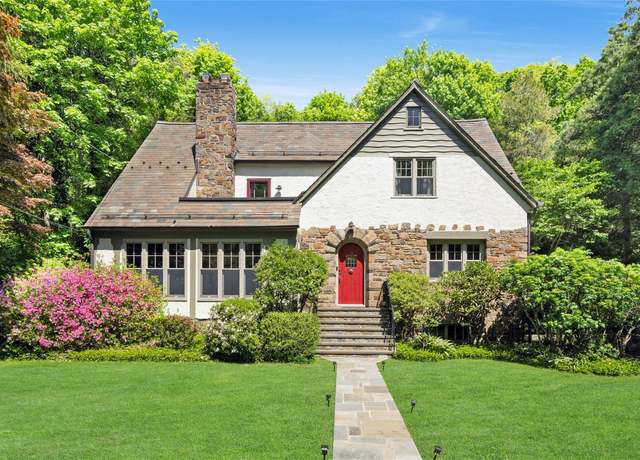 Property at 15 Woodfield Rd, Briarcliff Manor, NY 10510, 3 beds, 3.5 baths