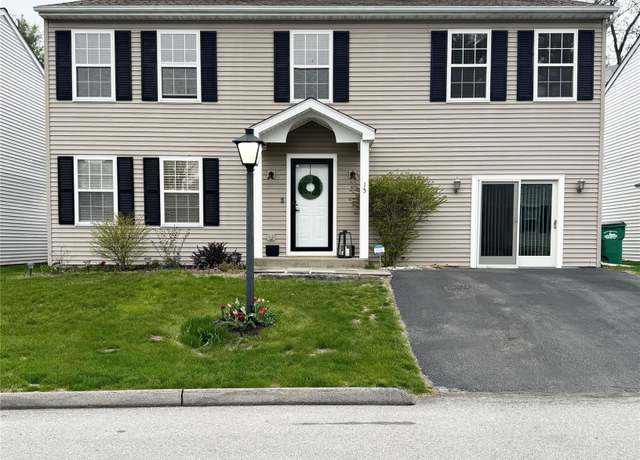 Property at 15 Wood St, Poughkeepsie, NY 12603, 3 beds, 2.5 baths