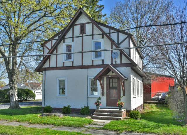 Property at 16 Roosevelt Ave, Kingston, NY 12401, 3 beds, 1.5 baths