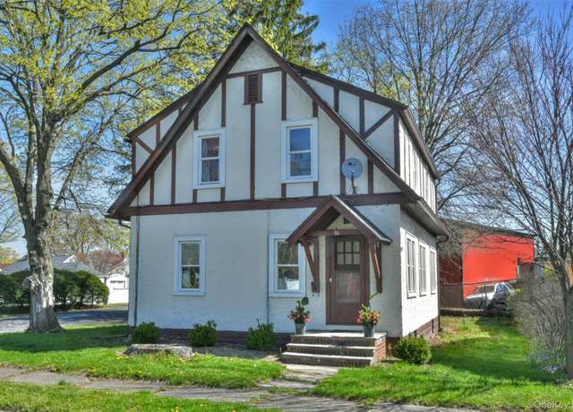 Property at 16 Roosevelt Ave, Kingston, NY 12401, 3 beds, 1.5 baths