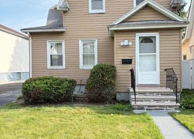 Property at 750 Prospect St, Baldwin, NY 11510, 5 beds, 3 baths