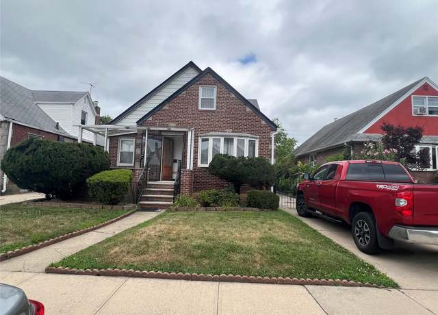 Property at 48 Wellington Rd, Elmont, NY 11003, 3 beds, 3 baths