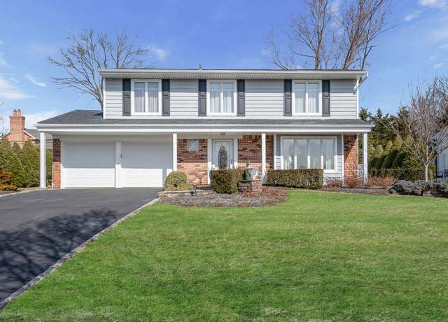 Property at 33 Lindron Ave, Smithtown, NY 11787, 4 beds, 2 baths