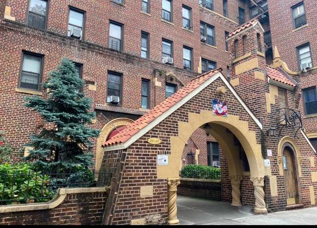 Property at 37-21 80th St Unit 4M, Jackson Heights, NY 11372, 1 bed, 1 bath