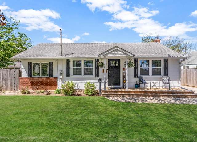 Property at 17 Ontario Dr, Bay Shore, NY 11706, 2 beds, 1 bath