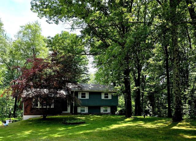 Property at 22 Marcella Blvd, Hopewell Junction, NY 12533, 3 beds, 2.5 baths
