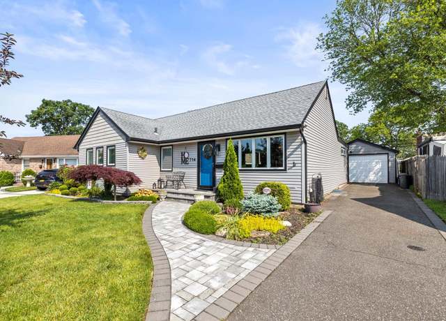 Property at 714 Barkley Ave, East Meadow, NY 11554, 3 beds, 2 baths