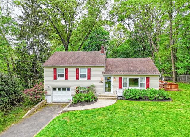 Property at 53 Millspaugh Ln, Bardonia, NY 10954, 3 beds, 1 bath