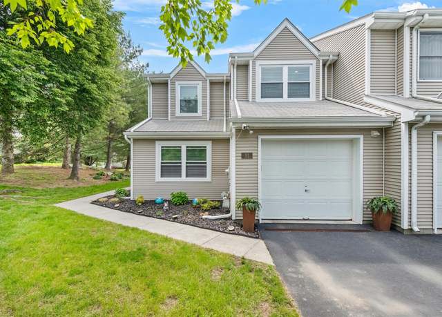 Property at 31 Deer Crossing Dr, Fishkill, NY 12524, 1 bed, 2 baths