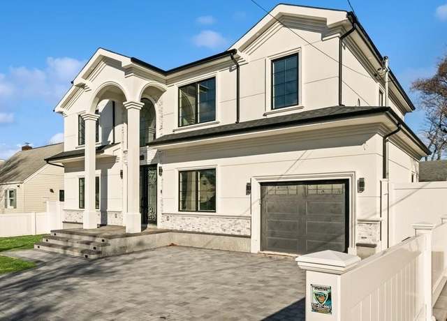 Property at 26 Kingston Ave, Hicksville, NY 11801, 5 beds, 4.5 baths