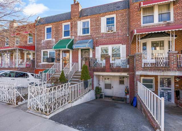 Property at 942 Magenta St, Bronx, NY 10469, 4 beds, 2 baths