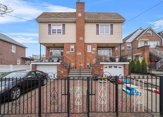 Property at 1026 Swinton Ave, Bronx, NY 10465, 3 beds, 2.5 baths