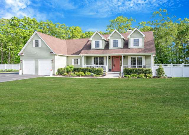 Property at 1 Mastro Ct, Baiting Hollow, NY 11933, 3 beds, 2 baths