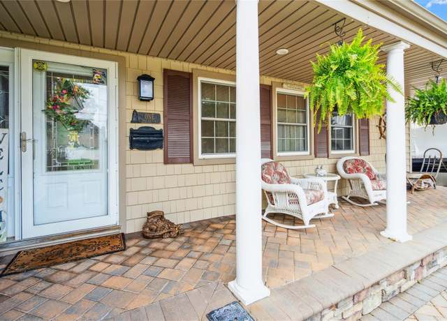 Property at 1 Angelica Ct, West Babylon, NY 11704, 3 beds, 2 baths