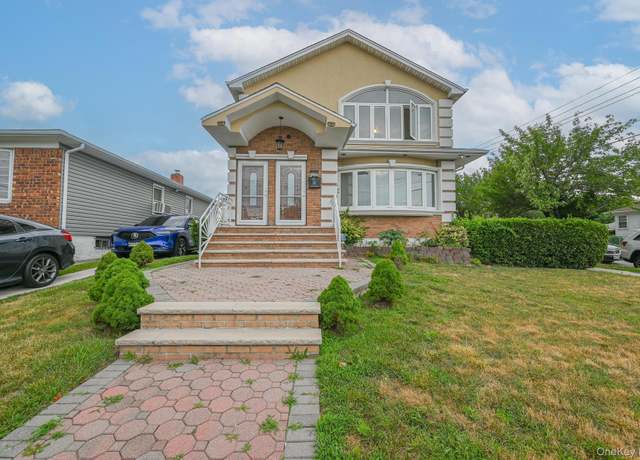Property at 225-15 147 Ave, Rosedale, NY 11413, 6 beds, 3 baths