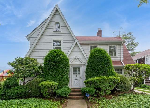 Property at 85 Huron Rd, Bellerose Village, NY 11001, 3 beds, 2.5 baths