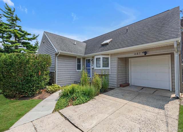 Property at 441 Argyle Rd, Cedarhurst, NY 11516, 4 beds, 2.5 baths