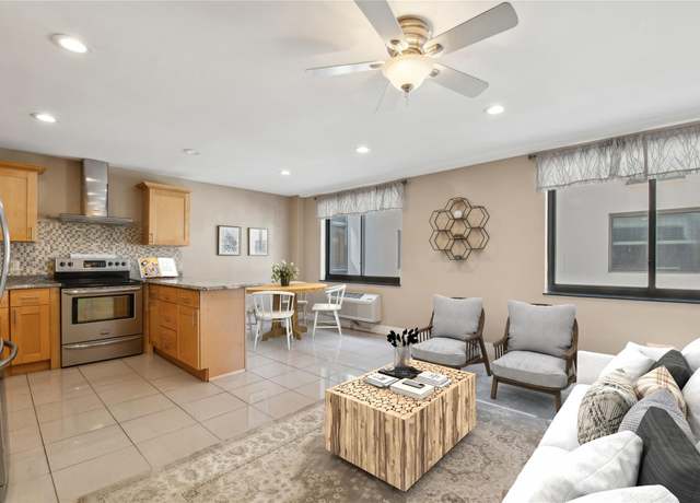 Property at 425 Shore Rd Unit 2B, Long Beach, NY 11561, 3 beds, 2.5 baths