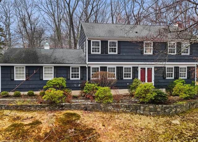 Property at 11 Brook Farm Ln, Bedford, NY 10506, 4 beds, 2.5 baths