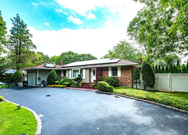 Property at 117 Pond Path, Centereach, NY 11720, 3 beds, 2 baths