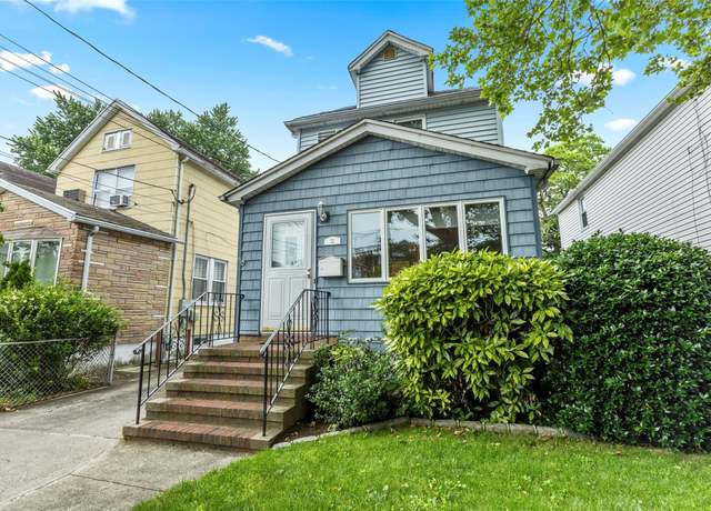 Property at 72 Putnam Ave, Valley Stream, NY 11580, 3 beds, 1.5 baths