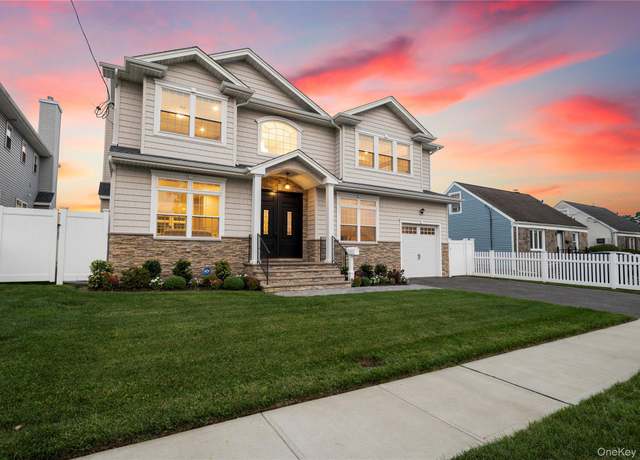 Property at 1427 Bellmore Rd, North Bellmore, NY 11710, 5 beds, 3 baths