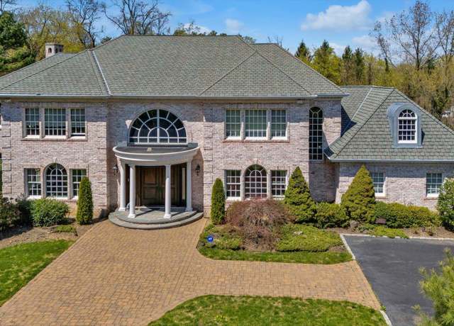 Property at 8 Norgate Rd, Brookville, NY 11545, 6 beds, 5.5 baths