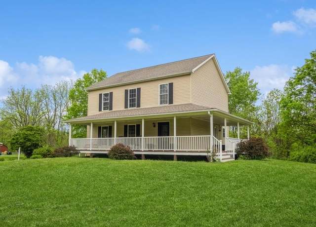 Property at 3 Rose Dr, Kerhonkson, NY 12446, 3 beds, 2.5 baths