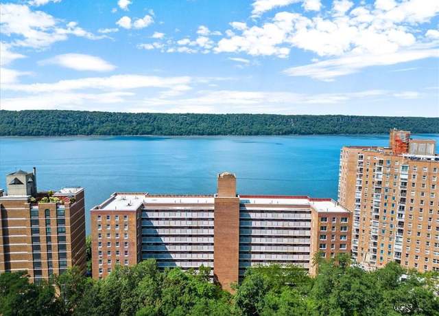 Property at 2575 Palisade Ave Unit 2G, Bronx, NY 10463, 2 beds, 1 bath