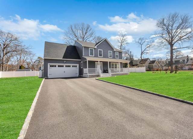 Property at 109 Forest Ave, Nesconset, NY 11767, 4 beds, 3.5 baths