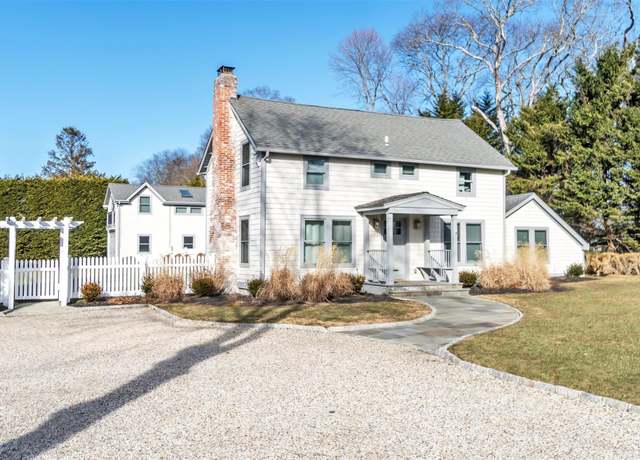 Property at 40 Brook Rd, Westhampton Beach, NY 11978, 5 beds, 5.5 baths