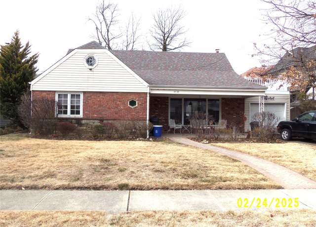 Property at 1434 165th St, Whitestone, NY 11357, 4 beds, 3 baths