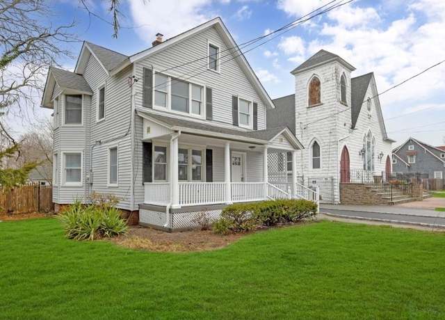 Property at 178 N Ocean Ave, Patchogue, NY 11772, 4 beds, 2.5 baths