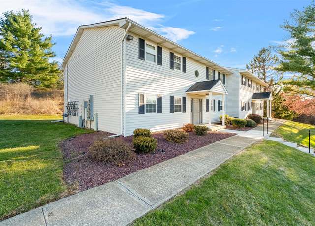 Property at 8 Ivy Ct Unit D, Fishkill, NY 12524, 1 bed, 1 bath