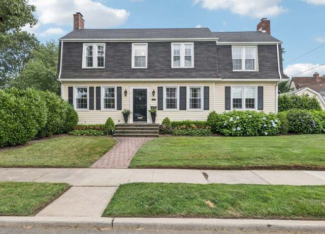 Property at 126 Chester Ave, Garden City, NY 11530, 4 beds, 2.5 baths