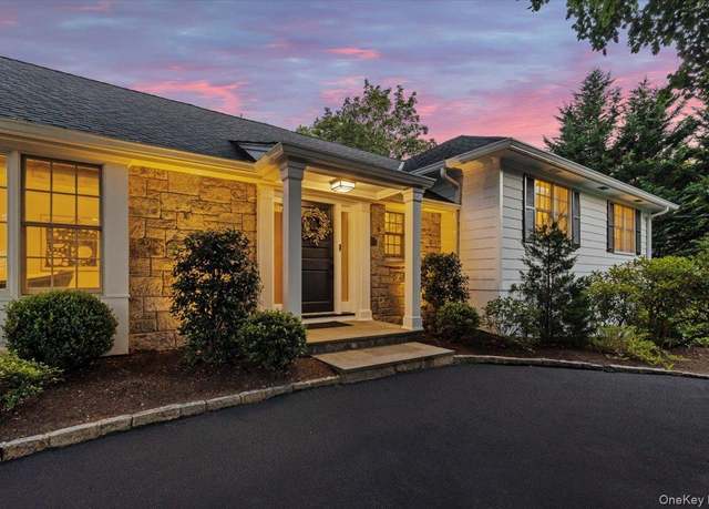 Property at 25 Ramapo Trl, Harrison, NY 10528, 4 beds, 3.5 baths